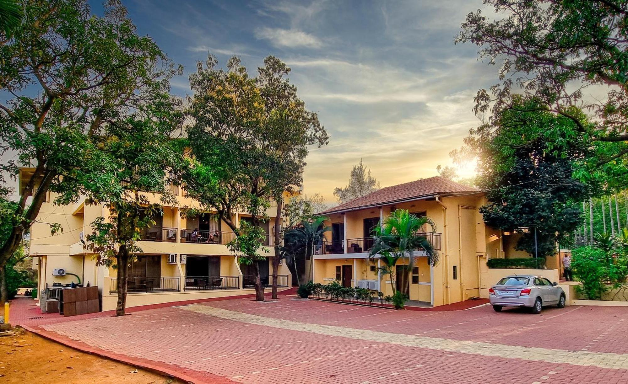 Zaras Resort Khandala Lonavala Εξωτερικό φωτογραφία