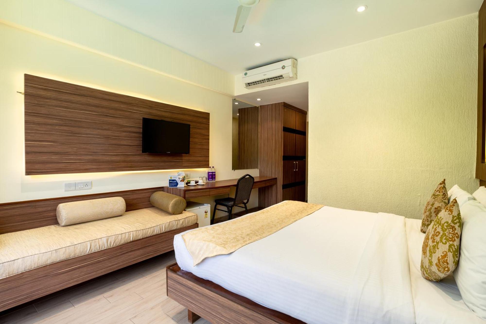 Zaras Resort Khandala Lonavala Εξωτερικό φωτογραφία