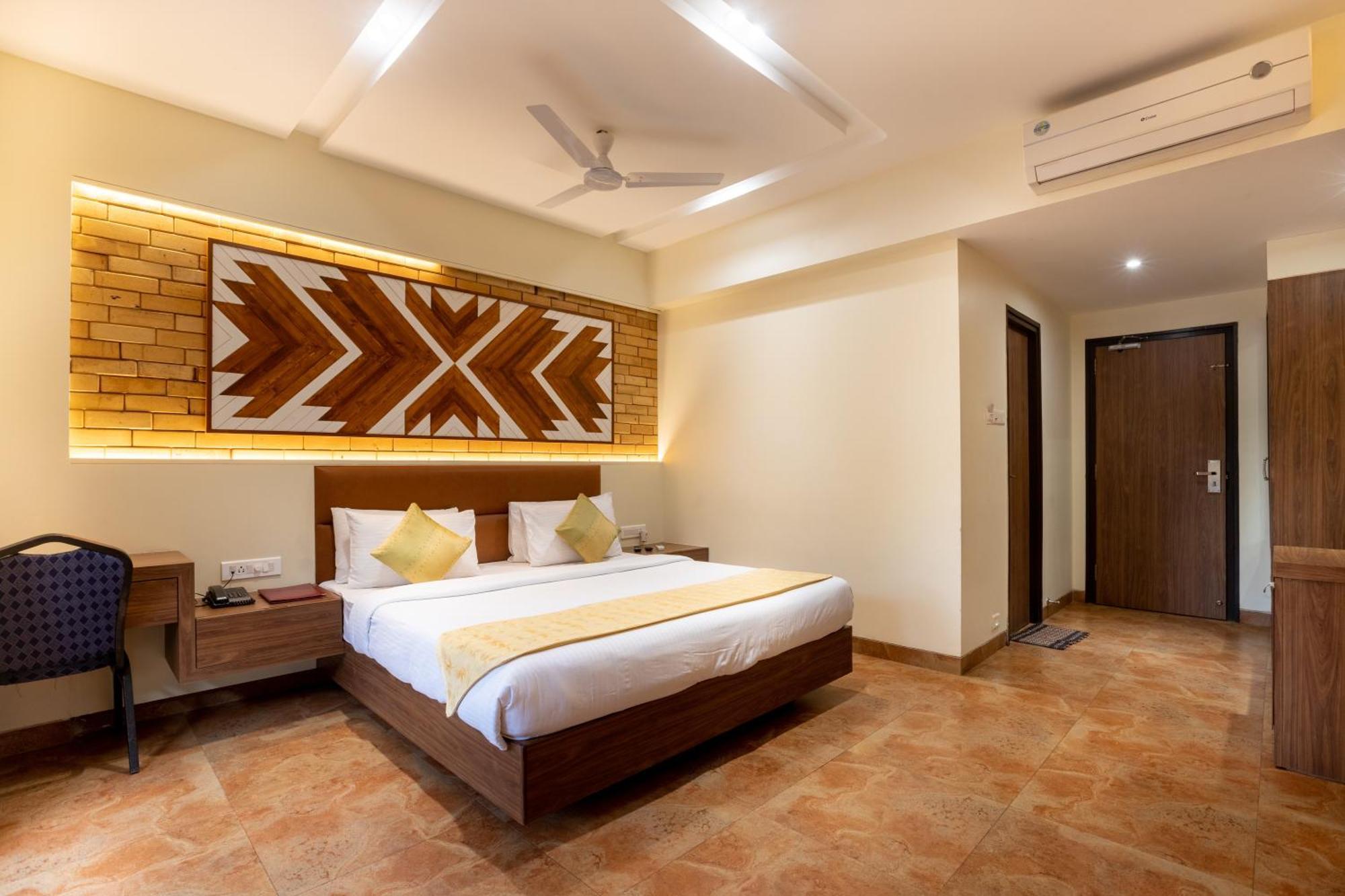 Zaras Resort Khandala Lonavala Εξωτερικό φωτογραφία